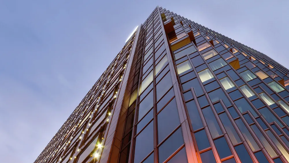 Ausschnitt Titelbild Halbjahresbericht