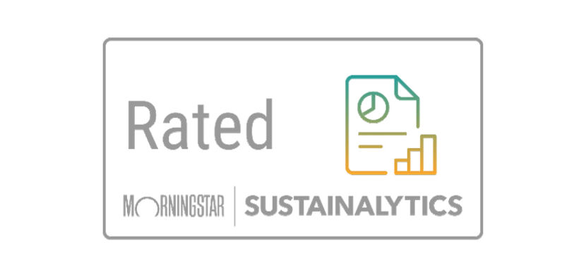 Ein Logo von Sustainalytics in farbiger Schrift